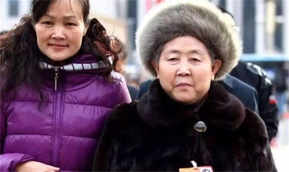 陶华碧老干妈番茄辣酱,老干妈陶华碧逆袭之路