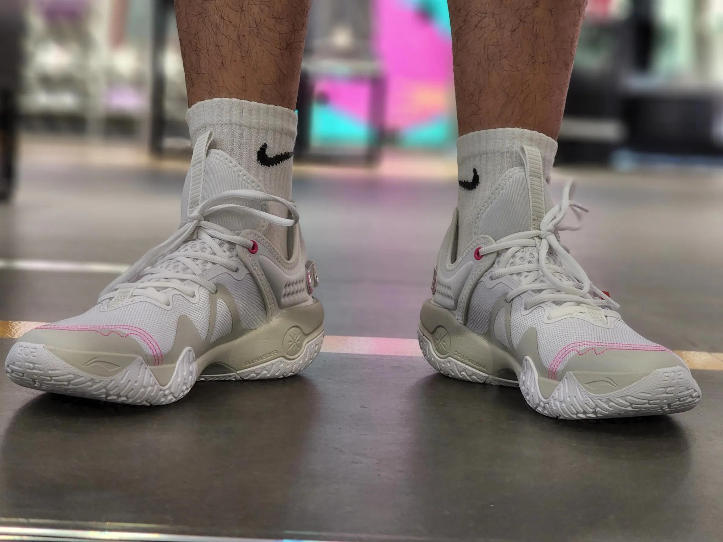 性价比高一点篮球鞋,性价比高而且便宜的篮球鞋