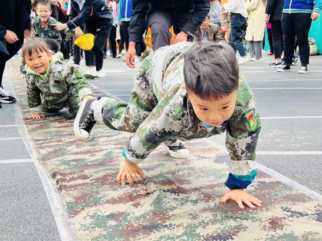 童心系国防共筑强军梦—郑东新区龙翔第四幼儿园春季亲子运动会