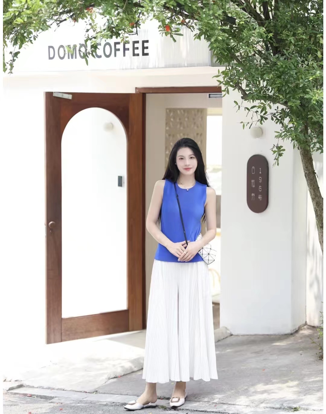 夏天穿什么衣服比较凉快,夏天穿什么衣服比较透气比较不会产生静电