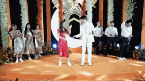 魏晨：俞灏明要给他买房，妻子爱他15年，他凭什么就开挂了？