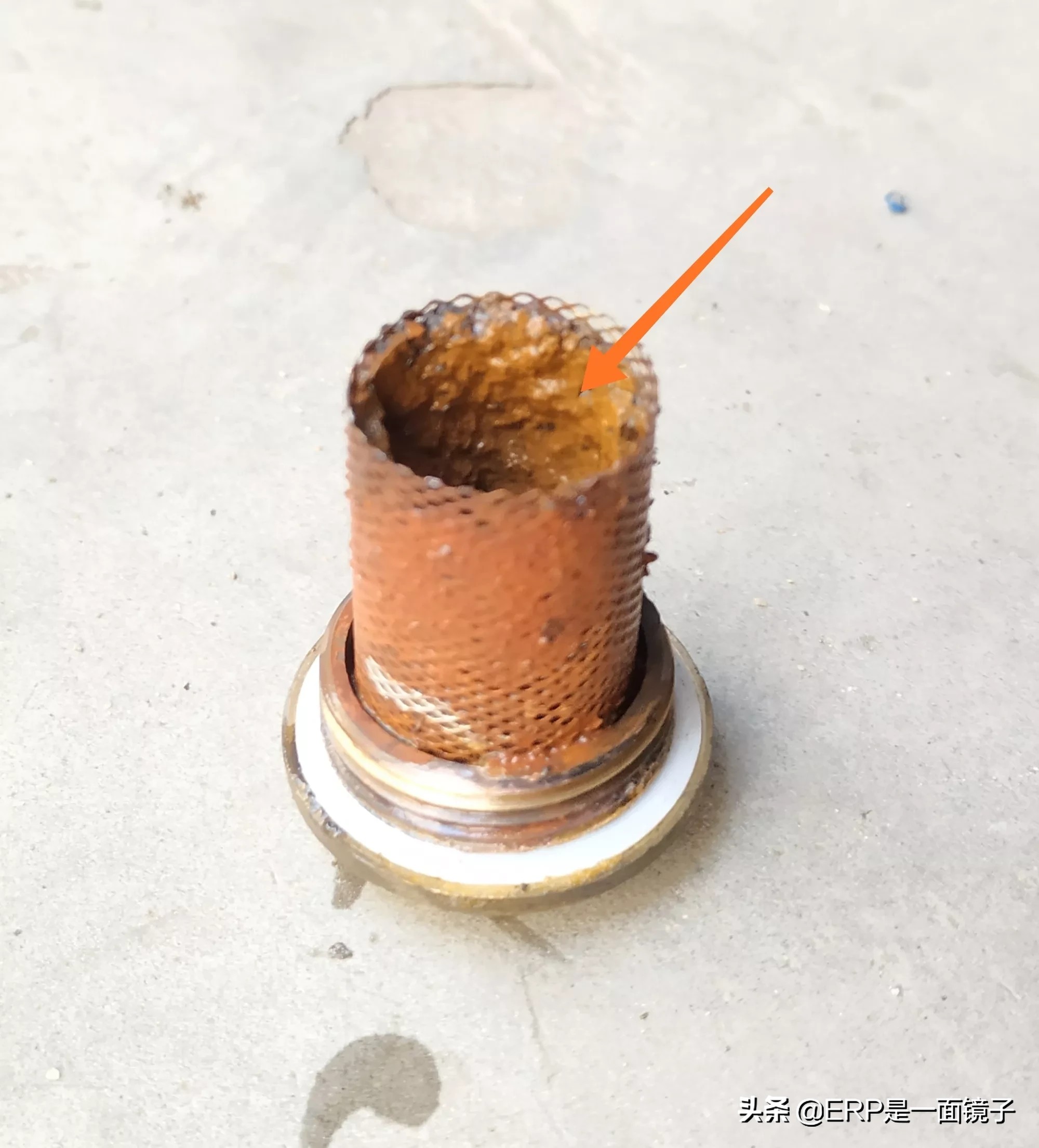 暖气滤网堵塞是否由物业清洗,住小区怎么清理暖气过滤网