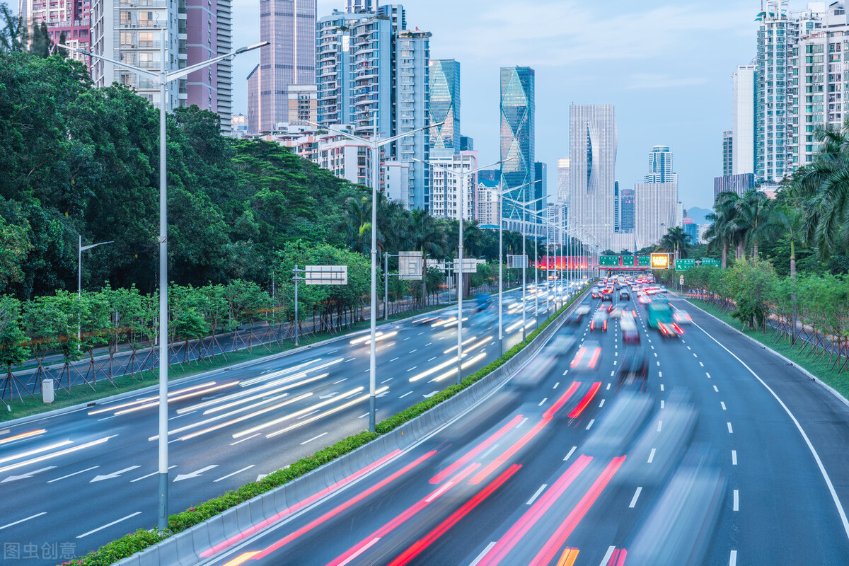 你认为深圳这座城市有哪些好的方面和不好的方面