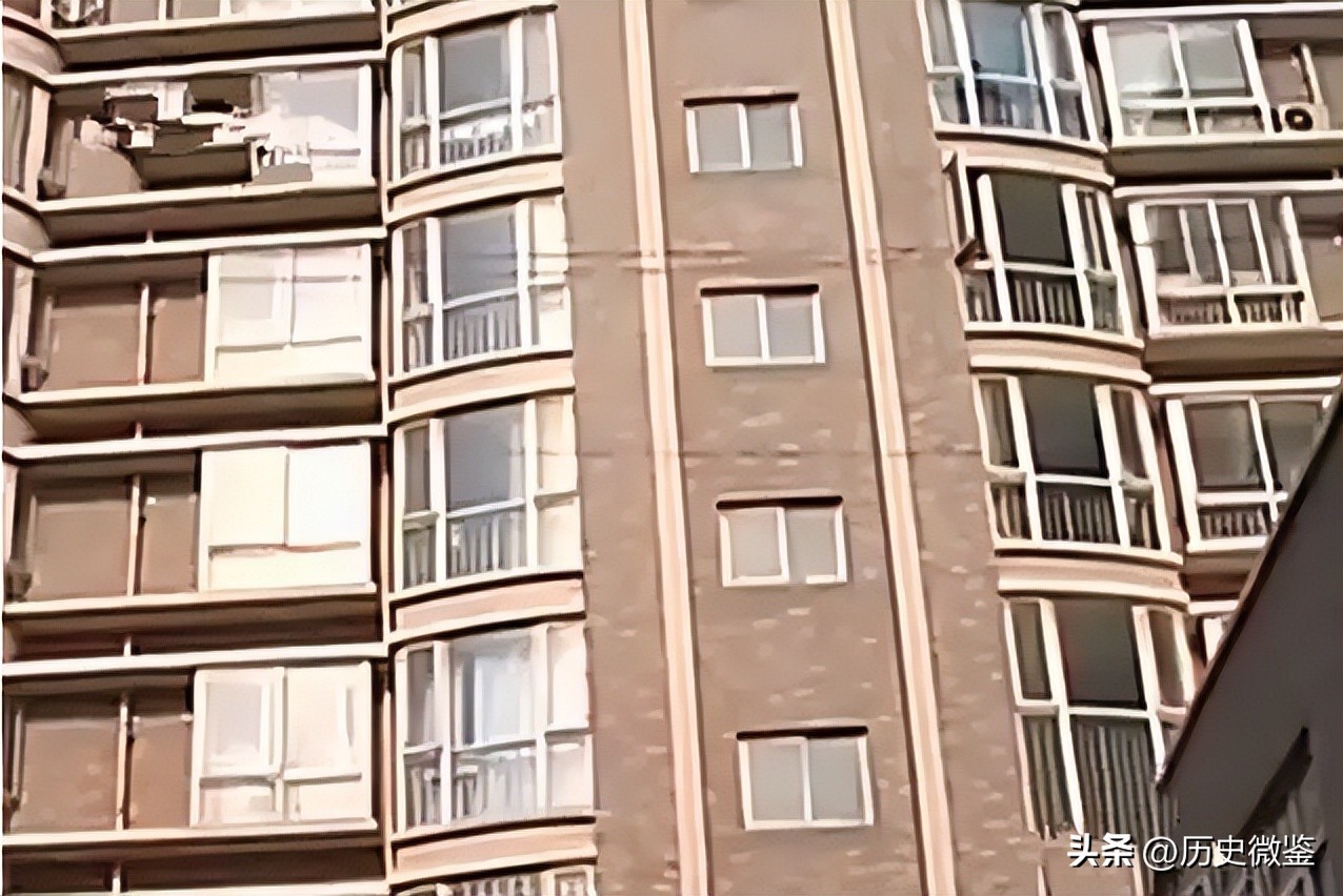 福建男子家中搜出8000万现金,农村家里10000现金却只被盗5000元