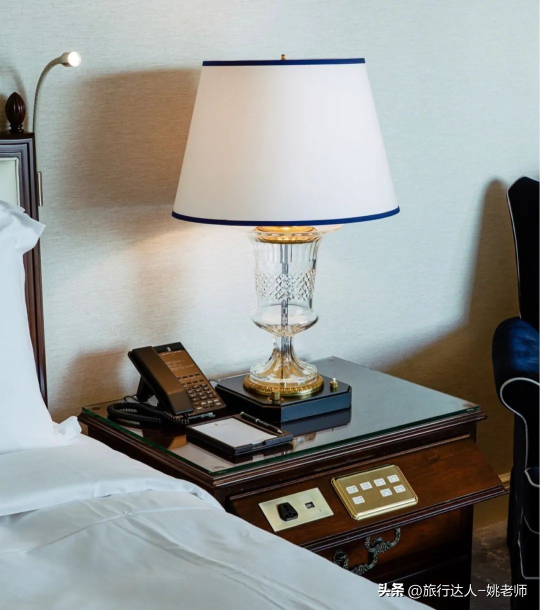 日本丽思卡尔顿酒店阴雨天高级感,大阪奢华酒店