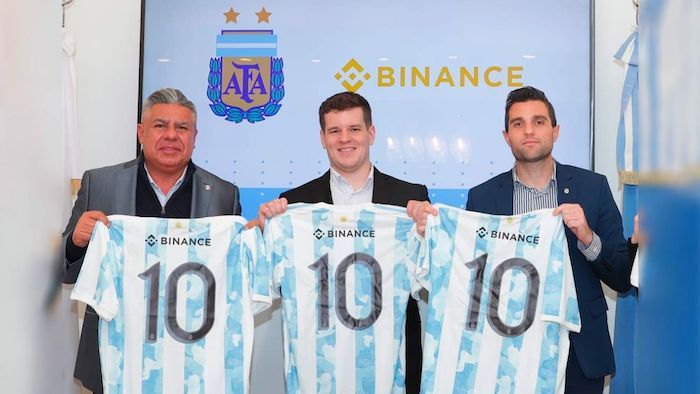 体育营销赞助|AC米兰与OPPO的合作扩大至女足领域