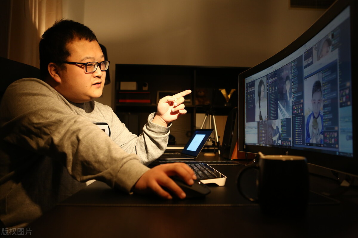 直播间买珠宝翡翠靠谱吗？价格和品质怎么样？