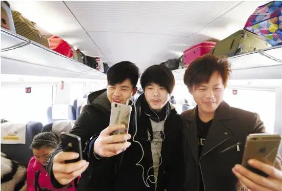 过年了大家都在用什么耳机,马上就要过年了准备回家