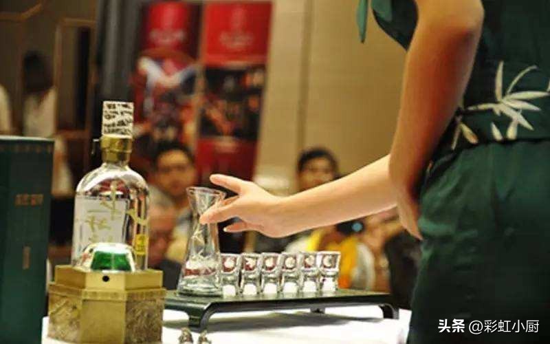 好喝不贵的四种纯粮酒推荐,想喝酒推荐几个好喝不上头的酒