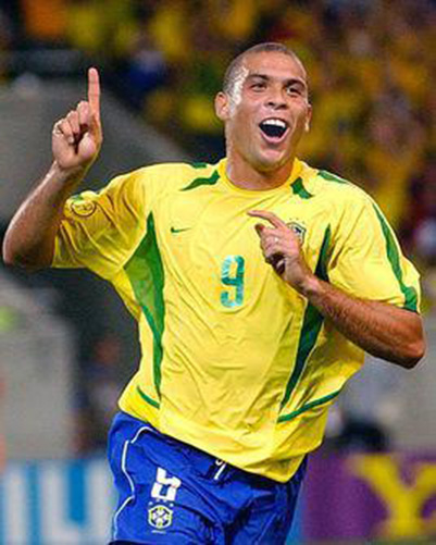 百大巨星谈罗纳尔多,罗纳尔多历史最佳中锋