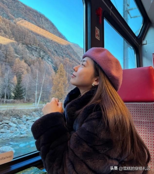 适合大圆脸的毛毛帽子女冬季兔毛,圆脸适合什么帽子最新款