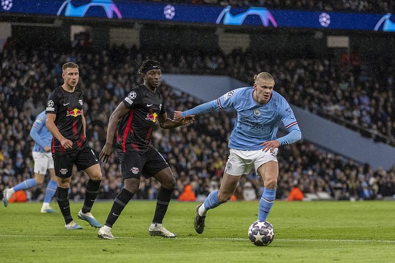 哈兰德欧冠决赛颁奖,哈兰德欧冠决赛触球次数