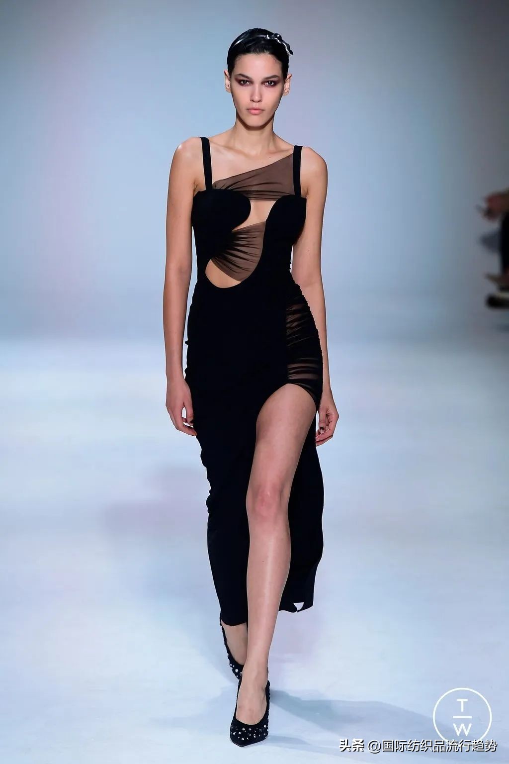 娜扎束脚哈伦裤,娜扎单眼皮连体裤