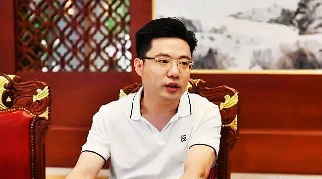 大司马开创手抖流甩狙，被质疑使用脚本！网友：他根本没必要开挂