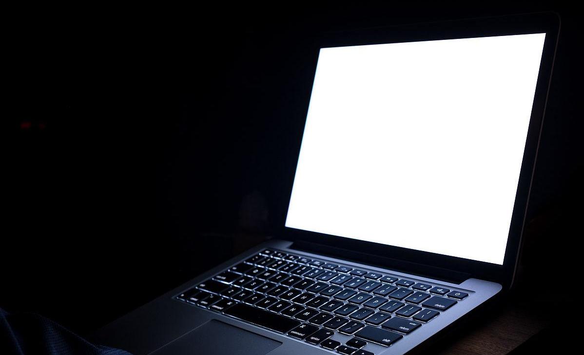 电脑开一晚上不关有事吗,电脑开一天不关会怎么样