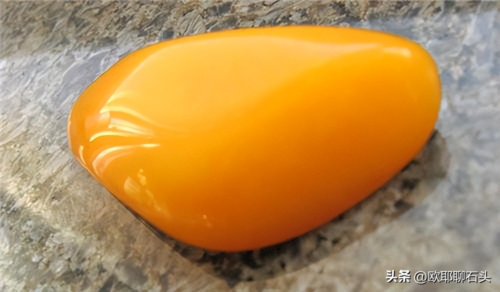 玉和玛瑙水晶宝石都有什么区别,玉髓水晶玛瑙翡翠的区别