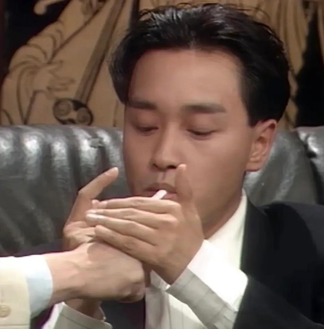 张国荣陈凯歌梅艳芳巩俐合照,张国荣梅艳芳巩俐首映礼