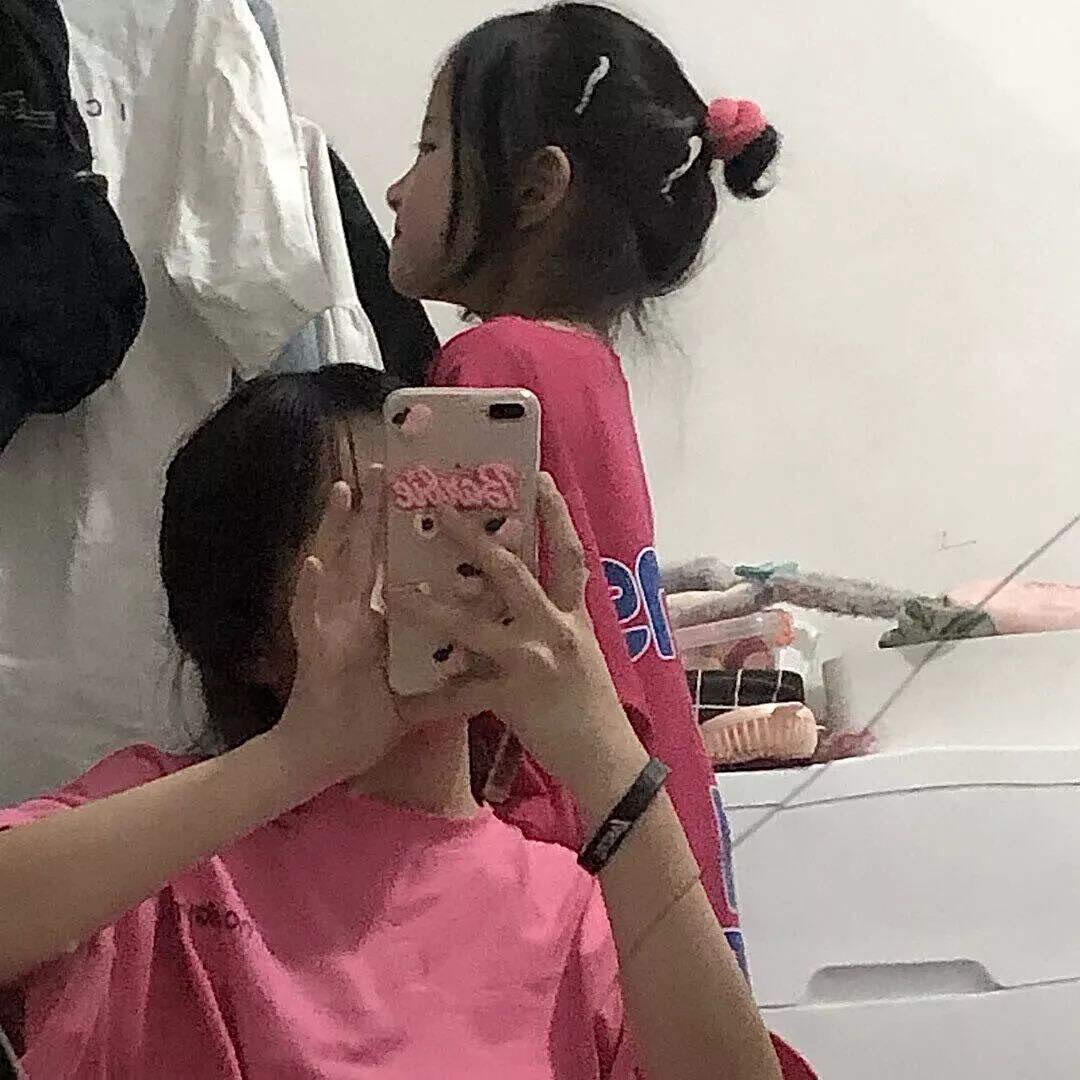 推荐神仙高质量闺蜜ins风格头像,闺蜜头像ins高级质感一人一张