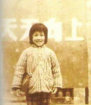 王菲谢霆锋唱难舍难分,王菲为什么那么多人喜欢她呢