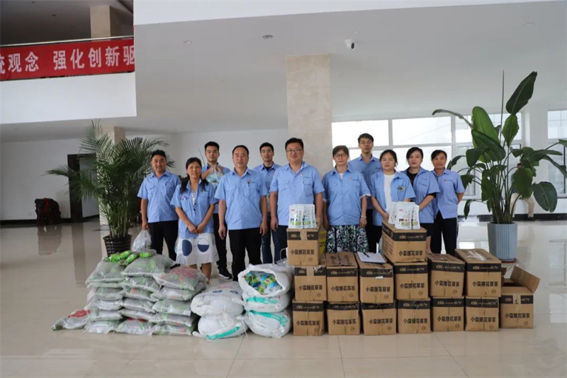 清凉慰问暖人心凝心聚力鼓干劲山东北方光电开展夏送清凉活动