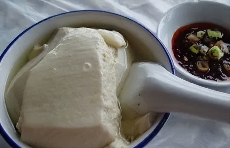 成都到青岛自驾游住宿攻略,成都旅游住宿攻略及费用