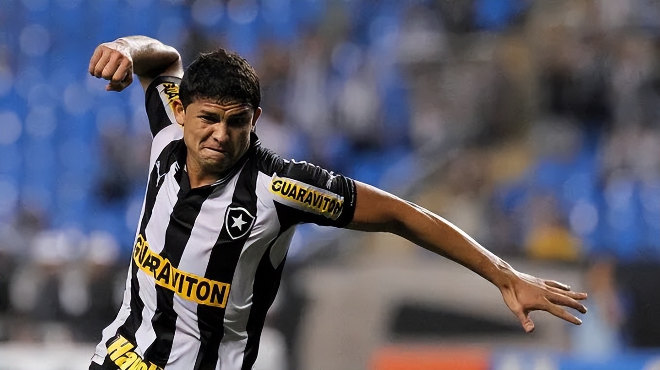 艾克森亚冠表现,艾克森登顶中超历史射手王