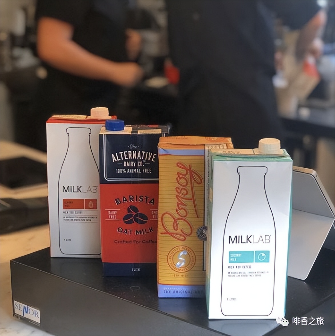 杏仁奶和纯牛奶哪个营养高,杏仁奶和豆奶的区别