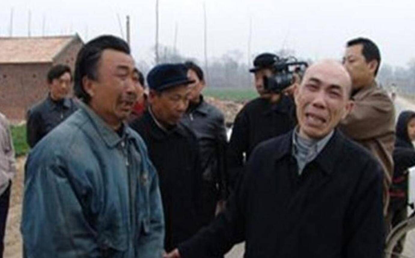 河南农民绿马甲获刑,买绿马甲被判十三年