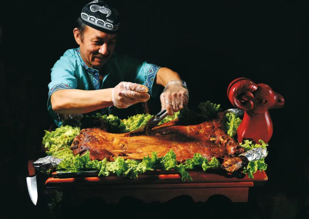 记者卧底实探麦当劳餐厅,北京三里屯餐厅酒吧