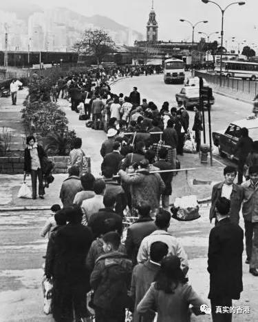 香港人感受大陆过年,香港人是怎样过年的