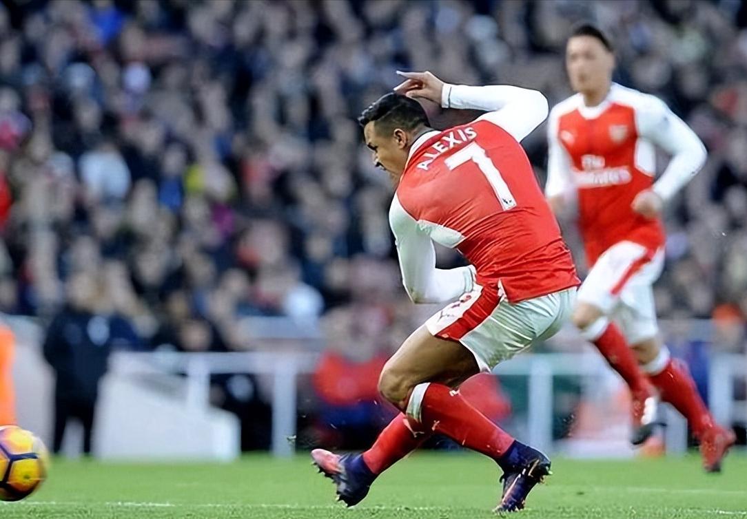 智利球王桑切斯擅长点球,欧洲杯限定球王桑切斯