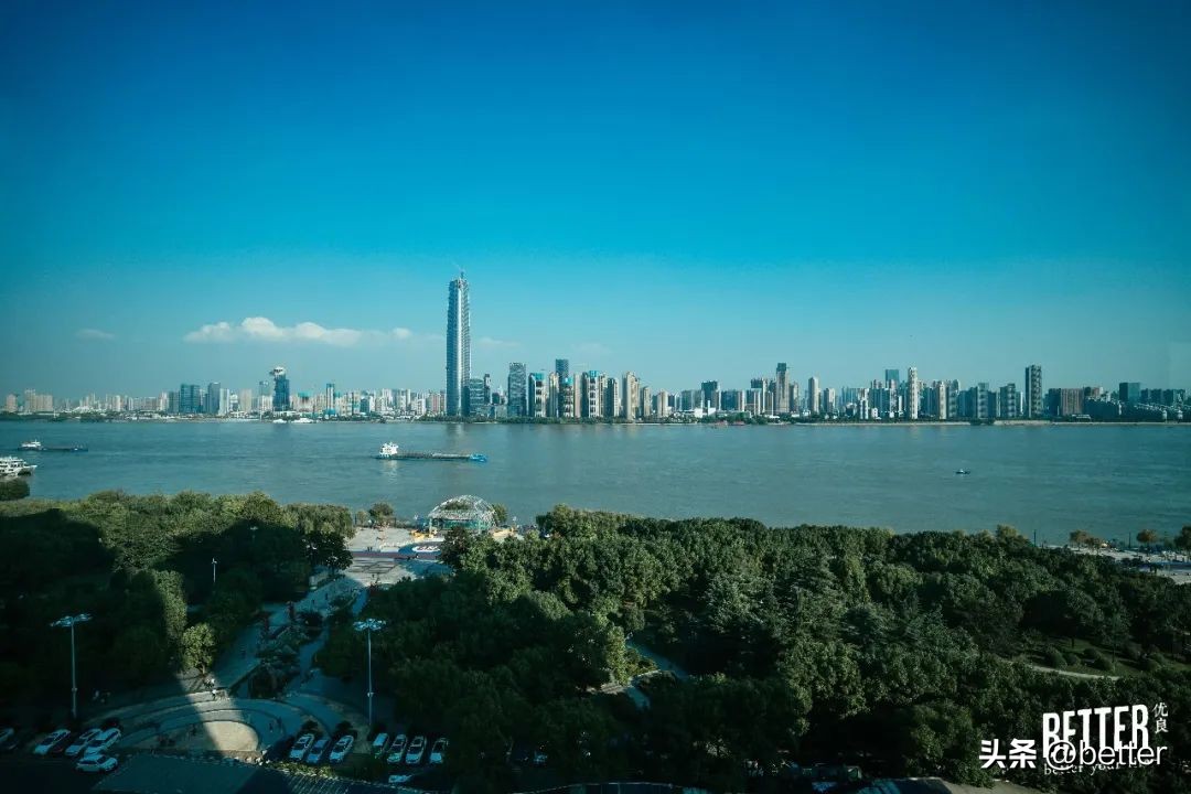 武汉洪山区推荐的咖啡馆,武汉东湖风景好的咖啡馆