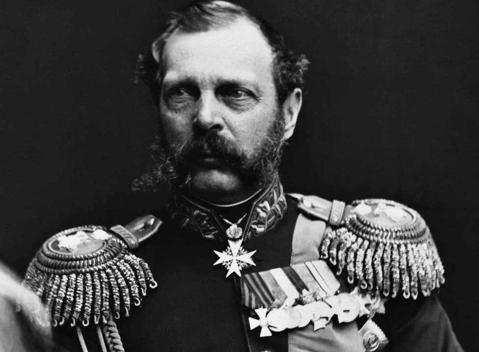 4大立国之战，奠定沙俄2288万国土，彼得大帝：世界等我们去征服