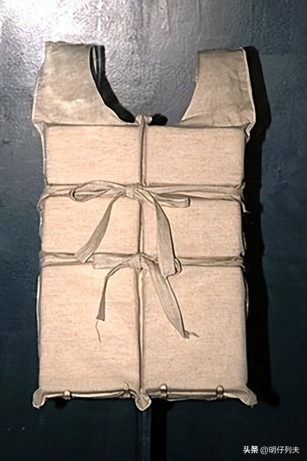 泰坦尼克号三等舱生还率最低,泰坦尼克号上等舱跑了多少人