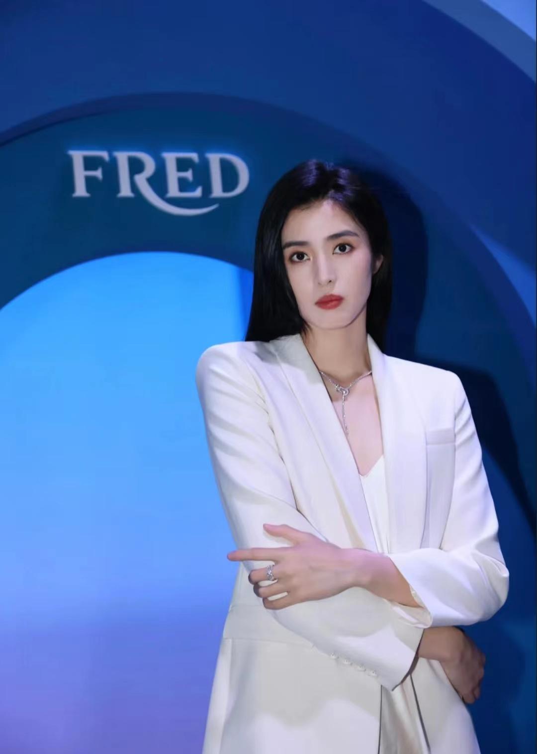 赵丽娜退役后还有没有工资,赵丽娜谈退役会离开足球吗