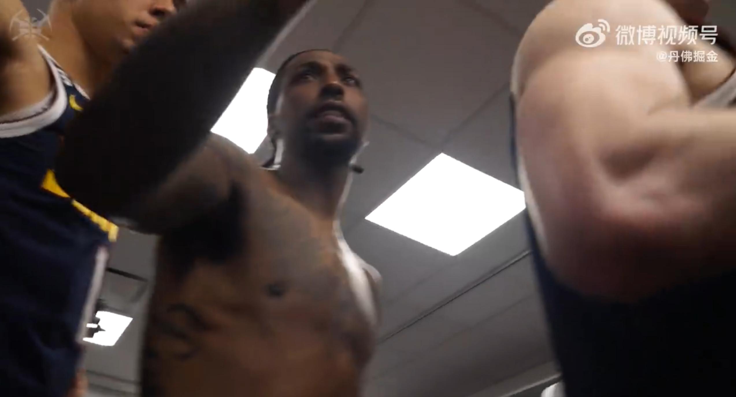冷静!马龙3-1更衣室训话:没啥好庆祝的!大金链颁给约基奇:你3双呢
