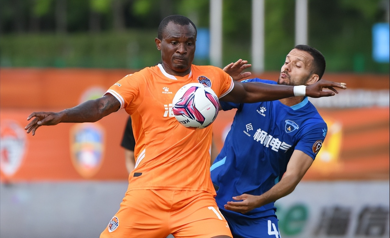 崔康熙和李铁谁是归化之父,中国足协有意崔康熙