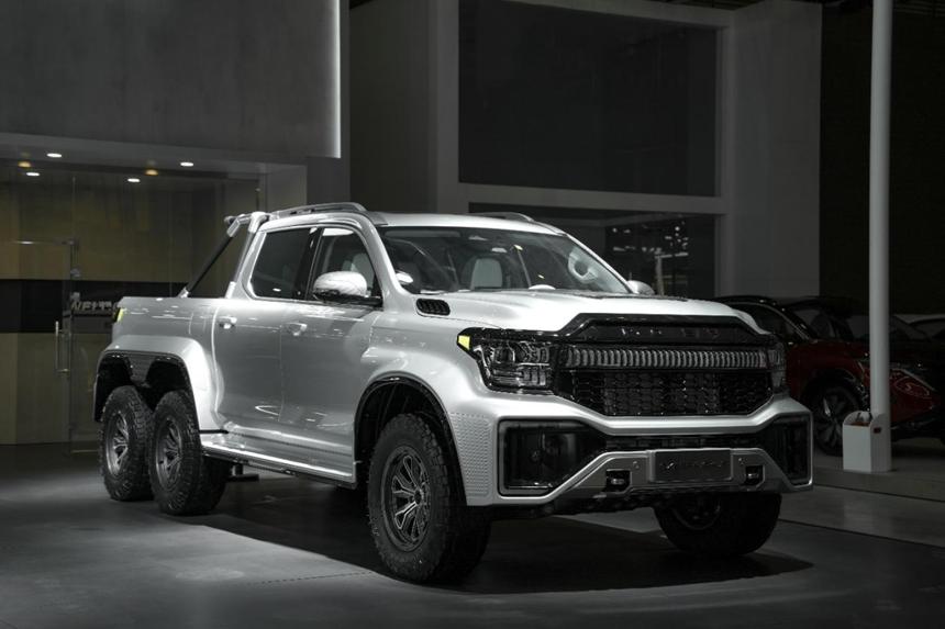 23款全新越野炮手动挡,越野炮多少钱落地最新款