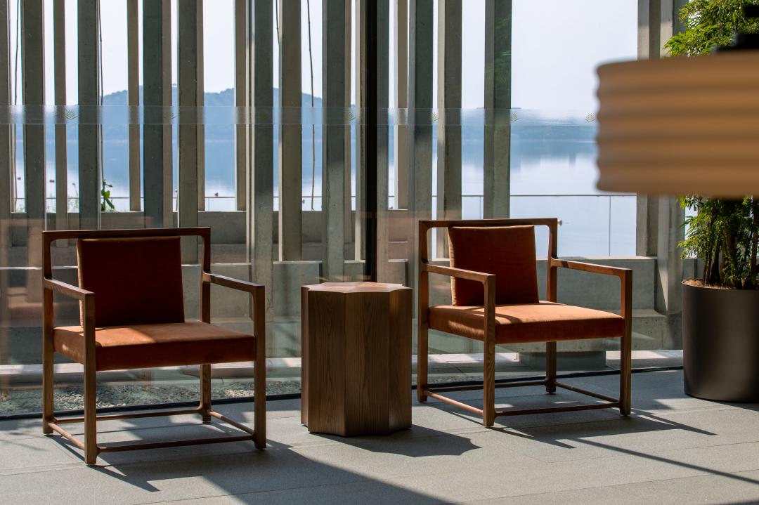 雁柏山庄的夜景,雁柏山庄远景