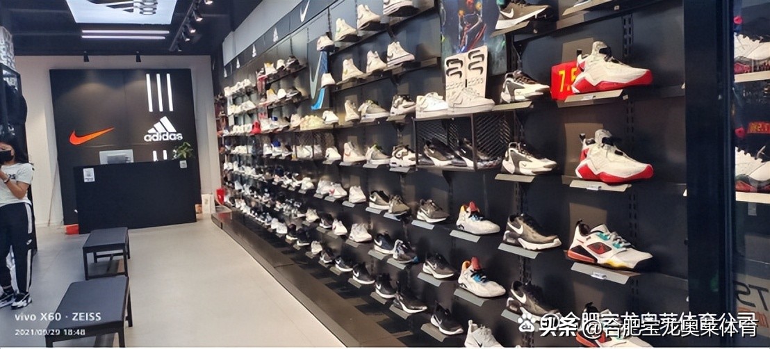 阿迪折扣店怎么加盟,耐克阿迪达斯折扣加盟店是真的吗