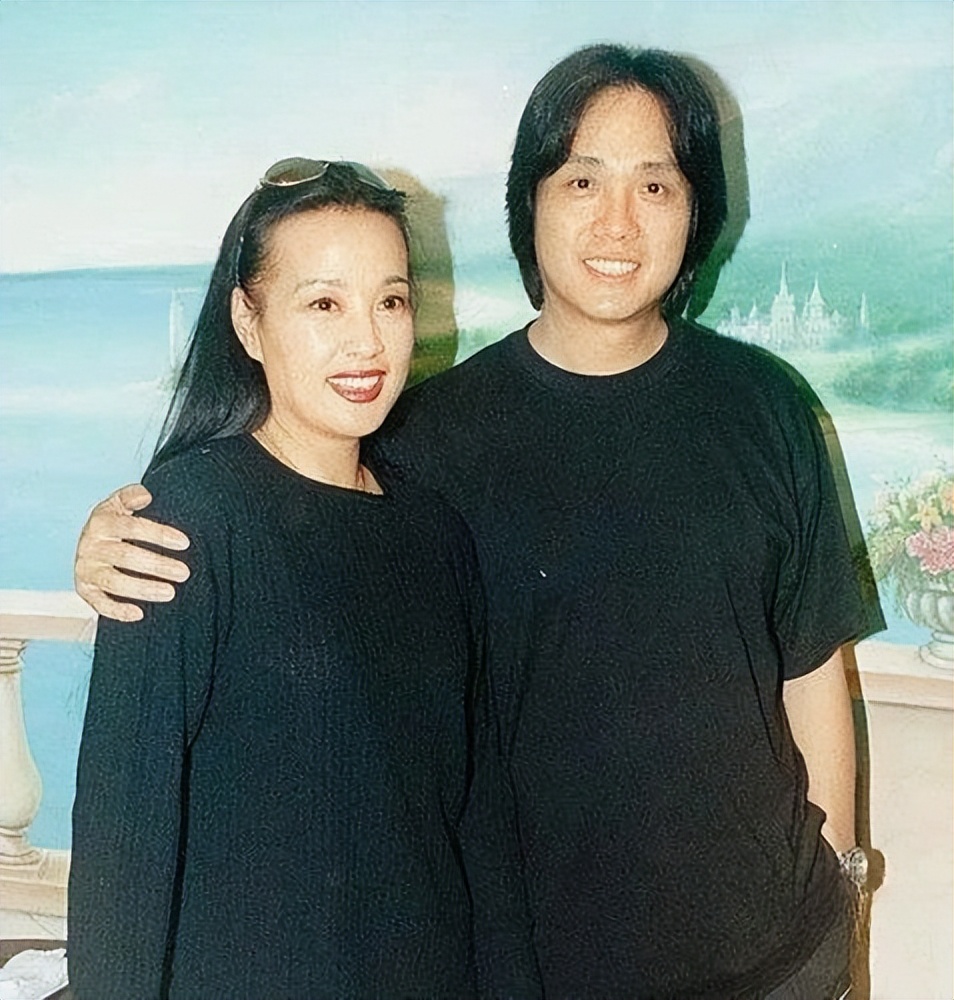 香江群音之不老小生•伍卫国