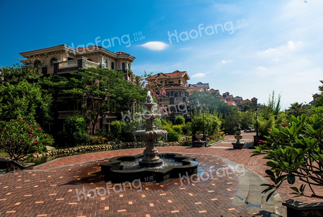 二手房购房合同名字和房产证名字,购房合同写两个人的名字办房产证