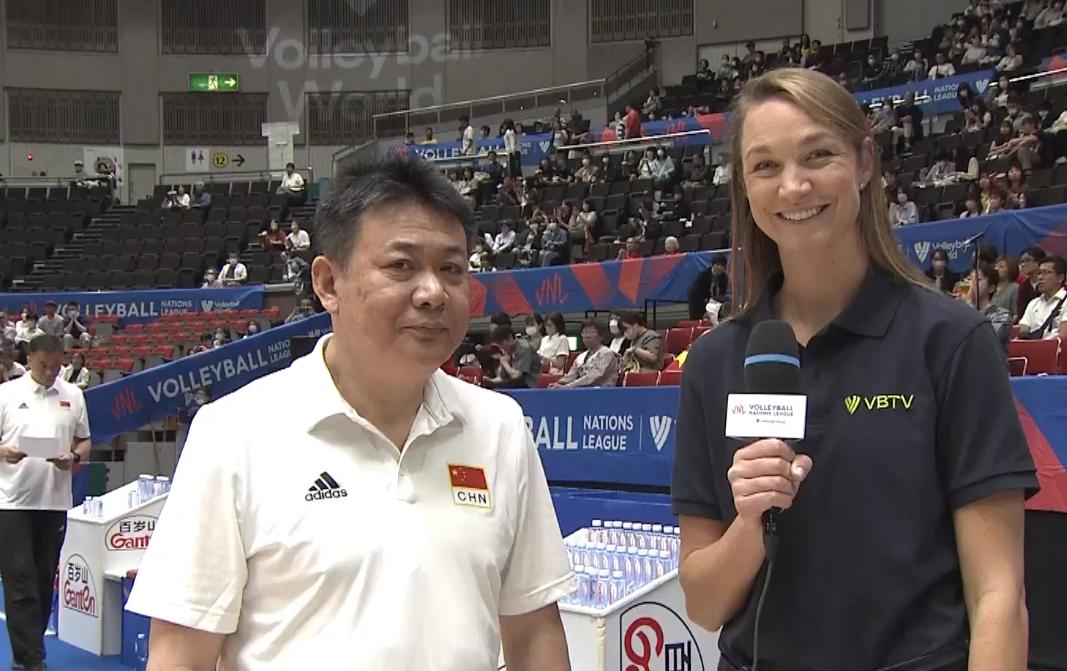 中国女排逆转荷兰夺首胜,中国女排最新排名最新消息