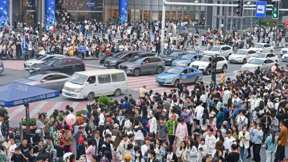 五一自助火锅烤肉,五一广州必吃网红羊蝎子火锅推荐