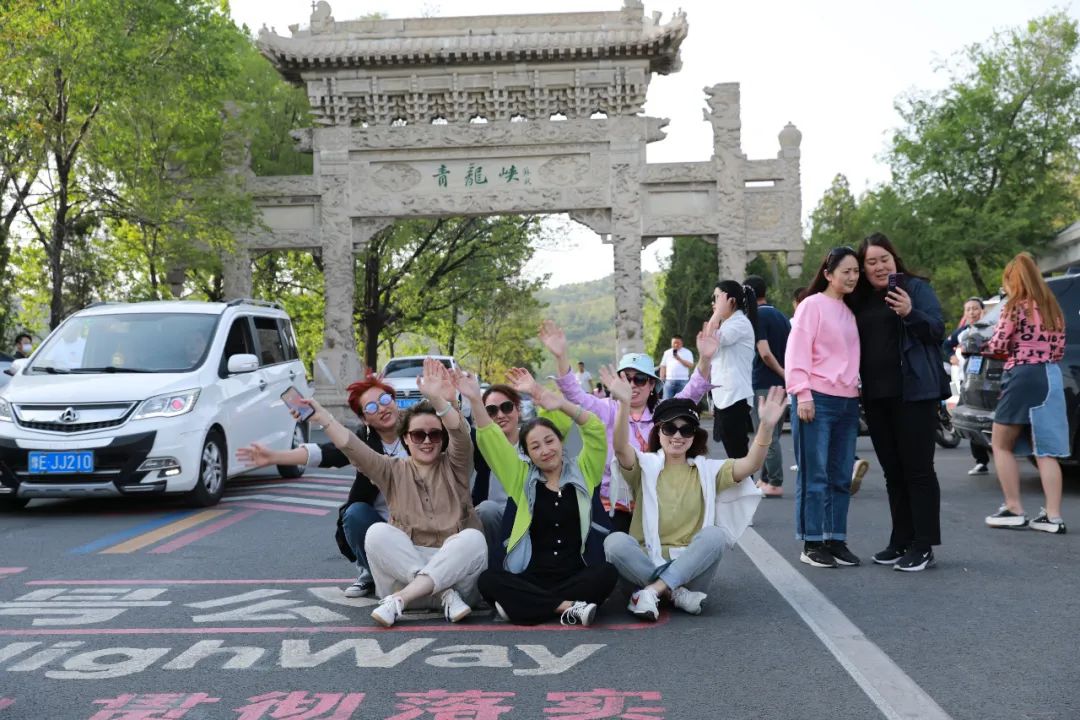 粽叶飘香迎端午非遗体验欢乐多,端午粽情景区