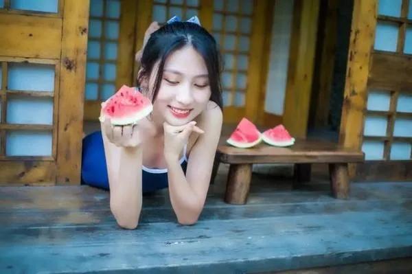 日本、韩国一个西瓜要两三百，为什么不从中国大量进口？