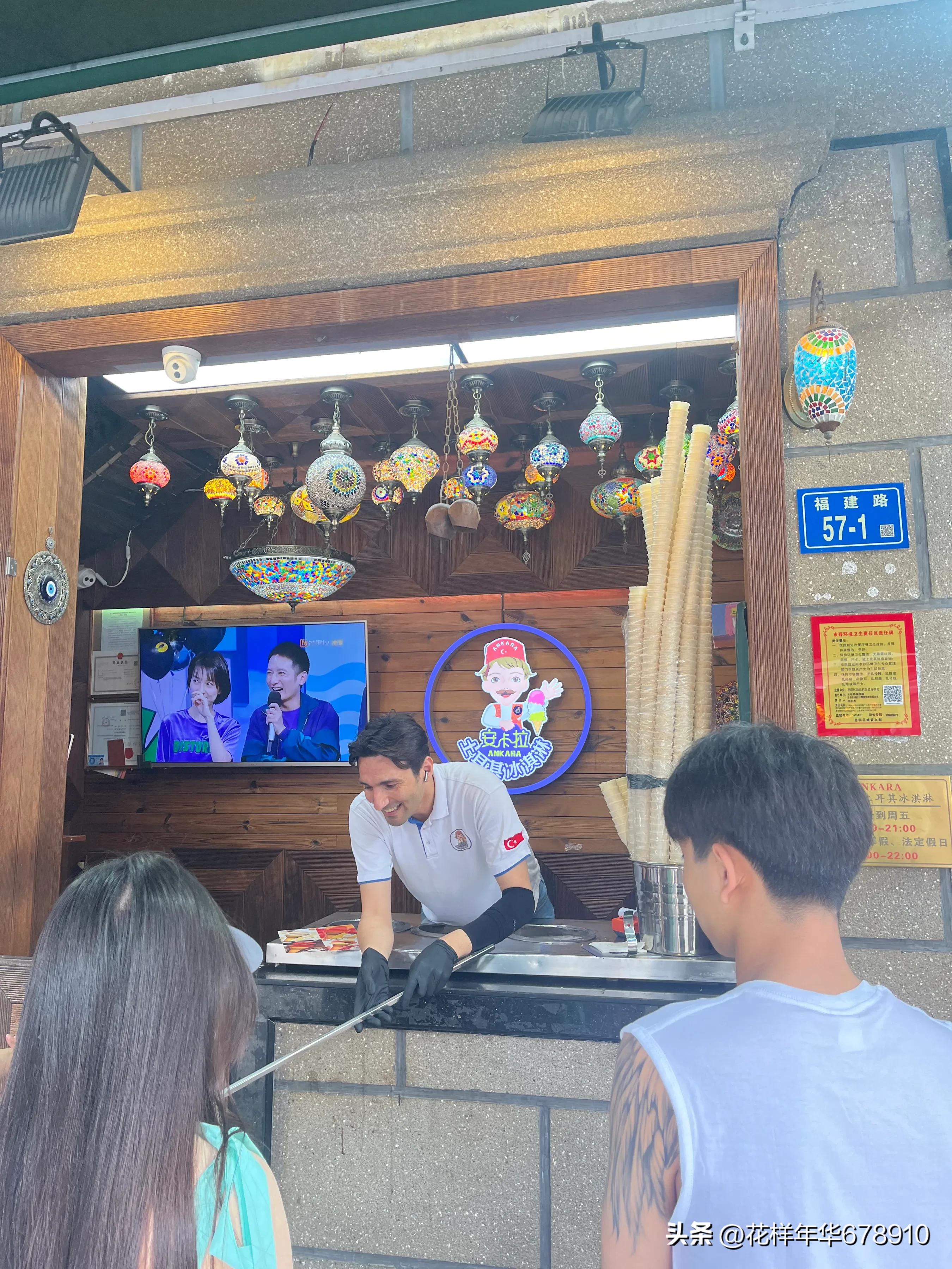 美丽的鼓浪屿鹭岛游艇夜游,美丽的厦门鼓浪屿海边沙滩风景