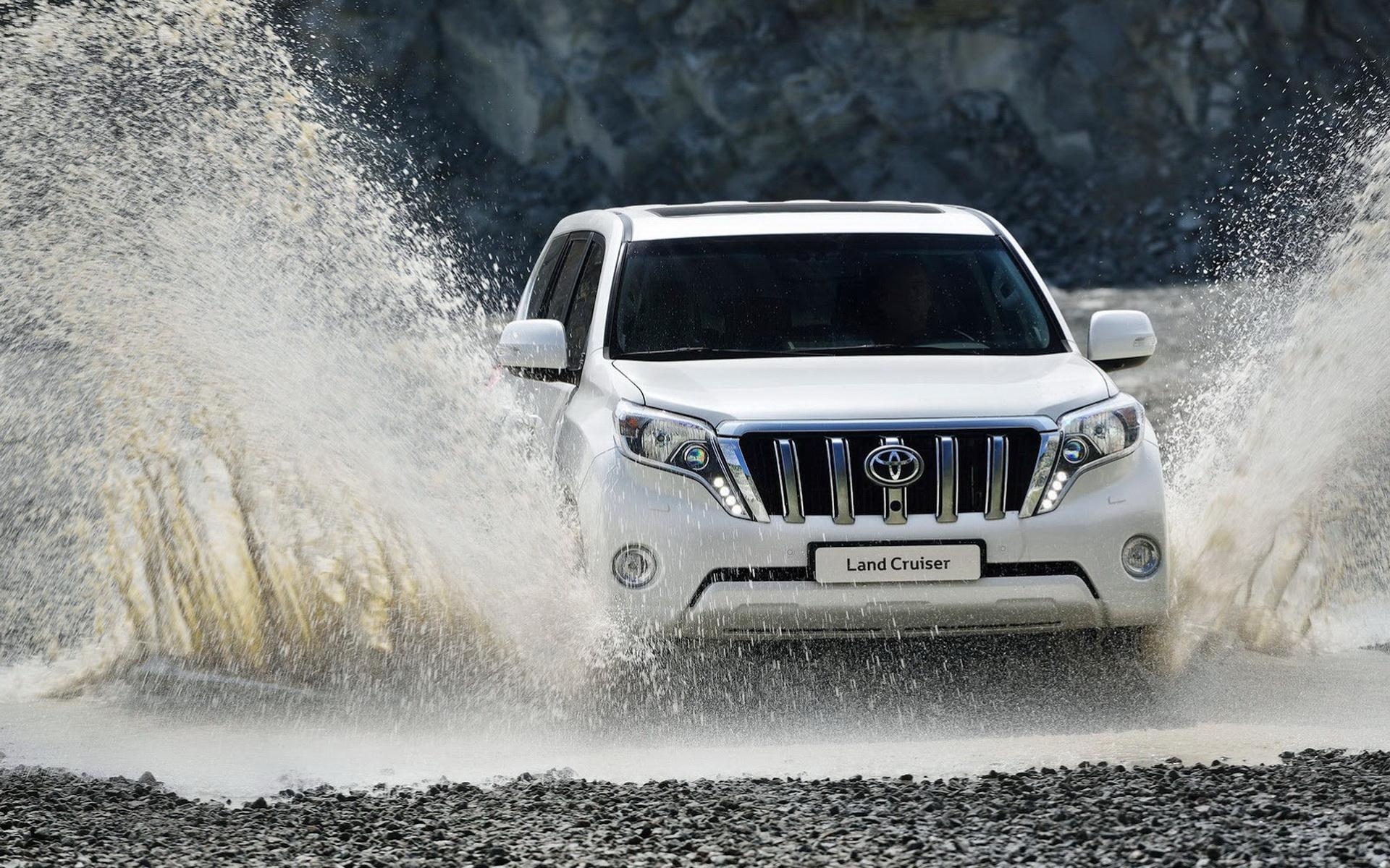 开霸道4000的是什么档次,开不坏的丰田霸道2700