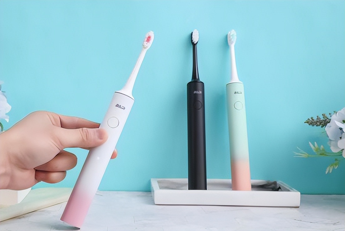 oralb电动牙刷是什么品牌,罗曼电动牙刷是哪个国家的品牌