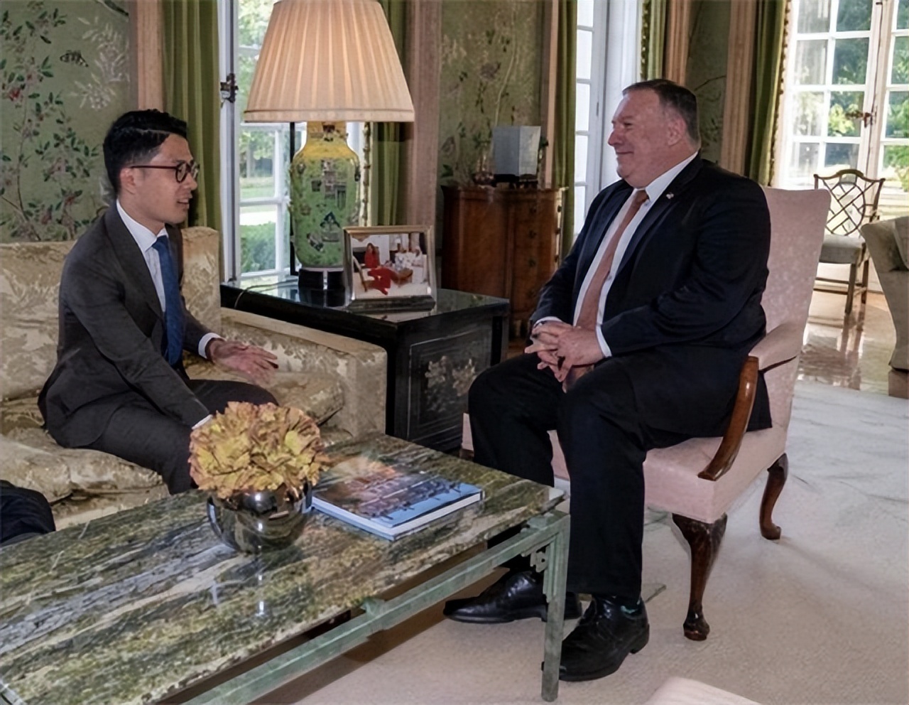 祸港头目罗冠聪：家境普通，成绩糟糕，靠搞乱香港读耶鲁